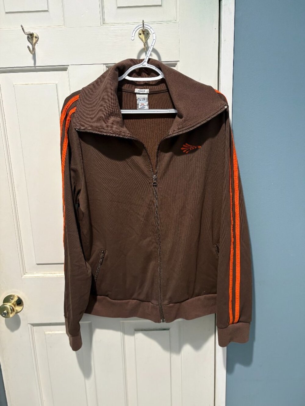 🧡 Old Navy Vintage-Style Brown & Orange Track Jacket – XXL